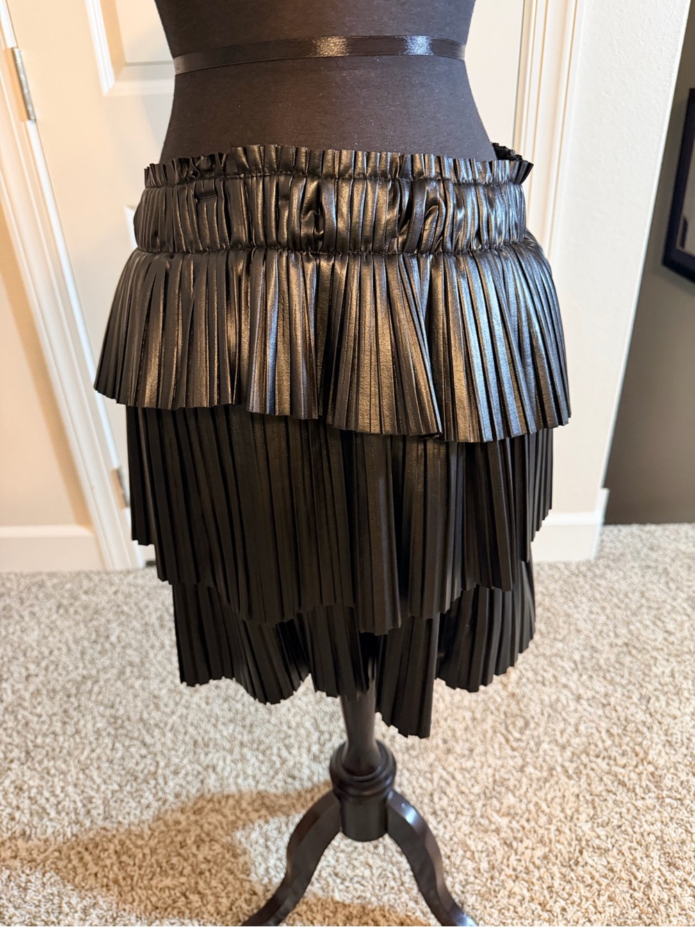 entro Black Tiered Pleated Faux-Leather Mini Skirt